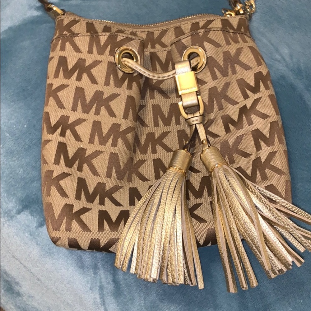 mk crossbody bag